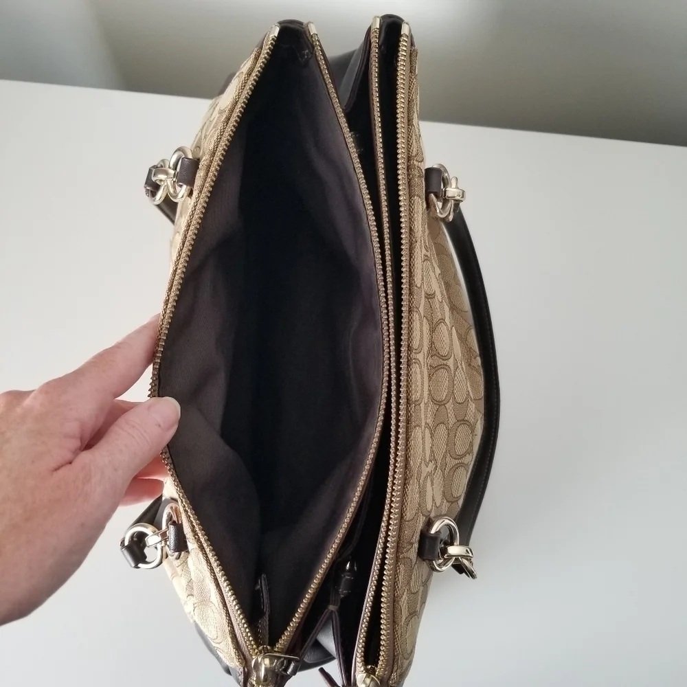 Coach Signature Canvas and Leather Brooke Carryall Purse Light Khaki/Chalk - Picture 4 of 16